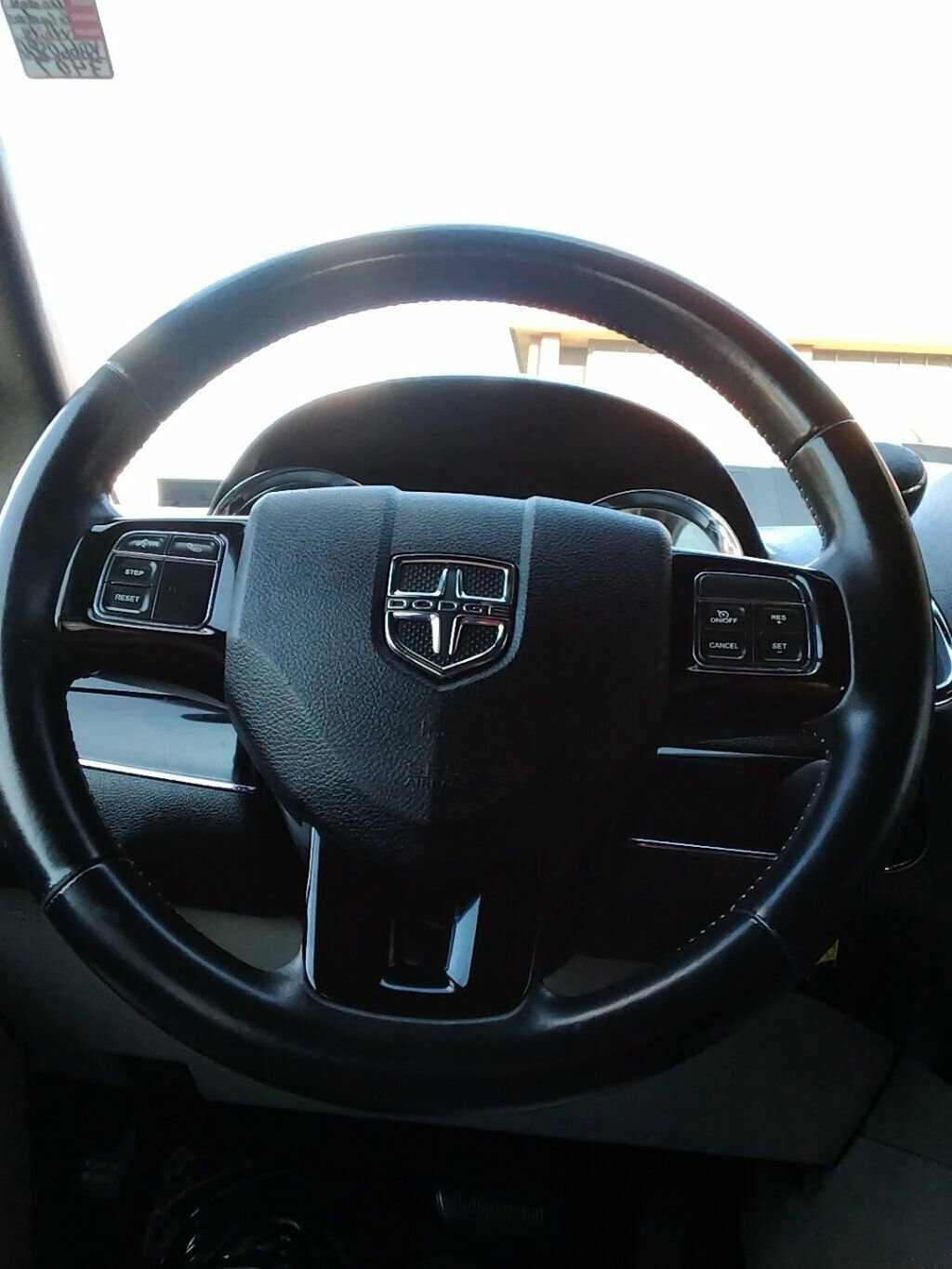 Used 2019 Dodge Grand Caravan SXT image 17