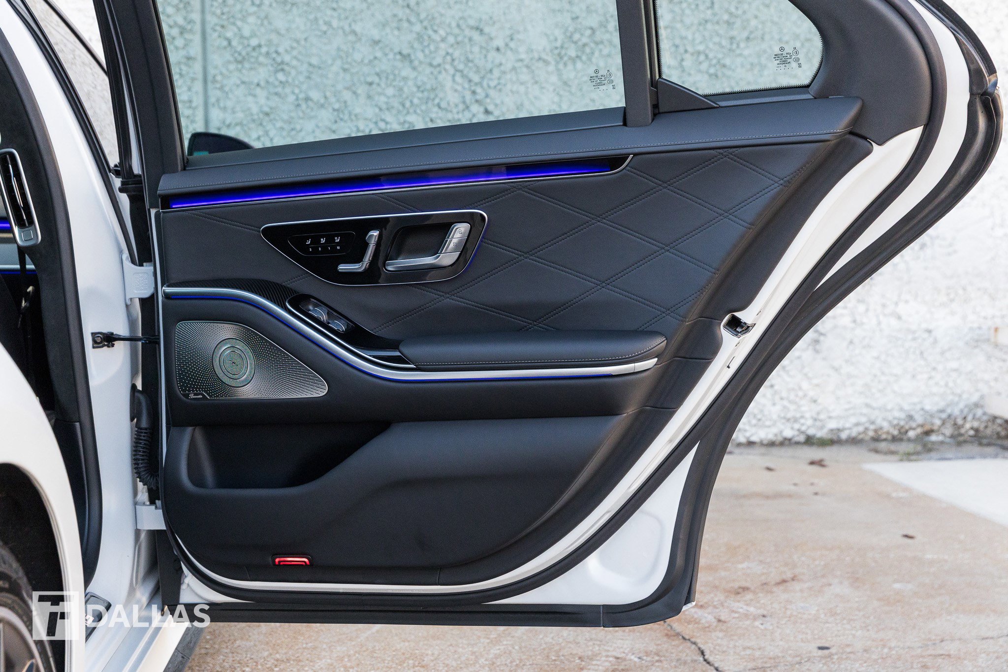 Used 2024 Mercedes-Benz S 63 AMG S image 37