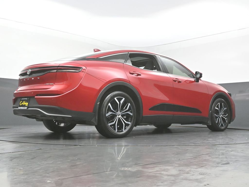 Used 2024 Toyota Crown Limited image 41