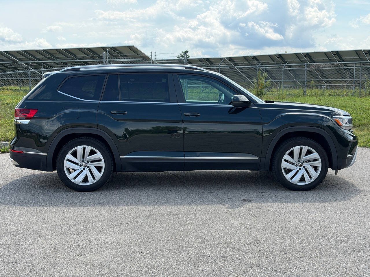Used 2021 Volkswagen Atlas SEL AWD/4WD image 6