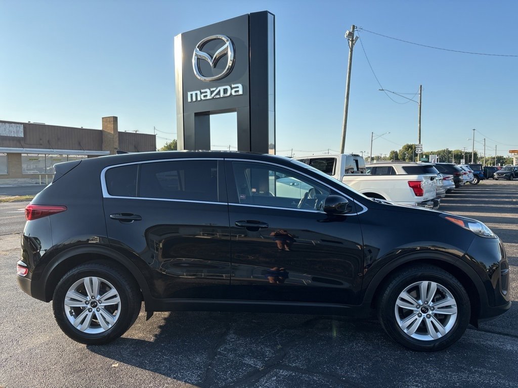 Used 2019 Kia Sportage LX image 7