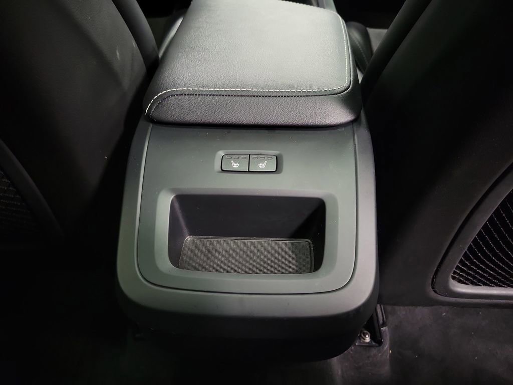 Used 2019 Volvo XC60 T5 R-Design image 27