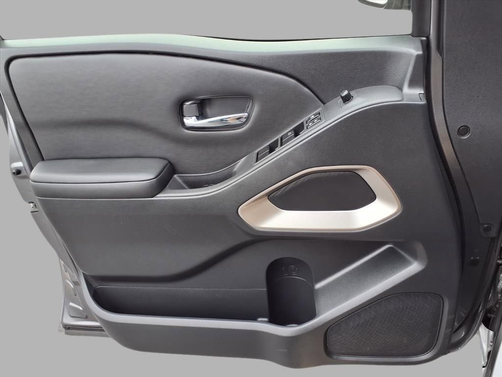 Certified 2023 Nissan Frontier SV image 14