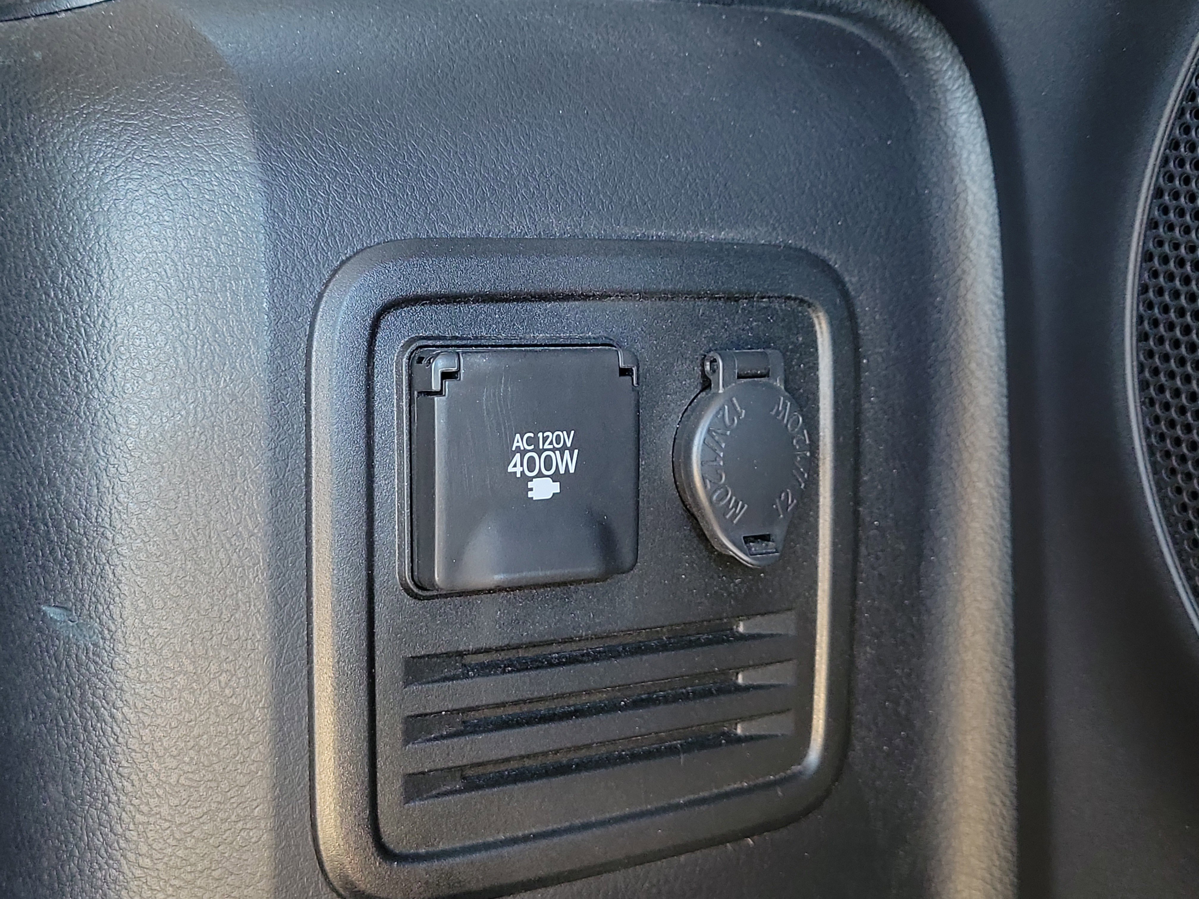 Used 2024 Toyota 4Runner Limited image 8