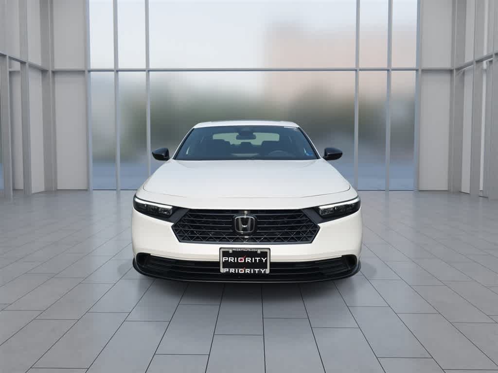 Certified 2025 Honda Accord Sport image 4