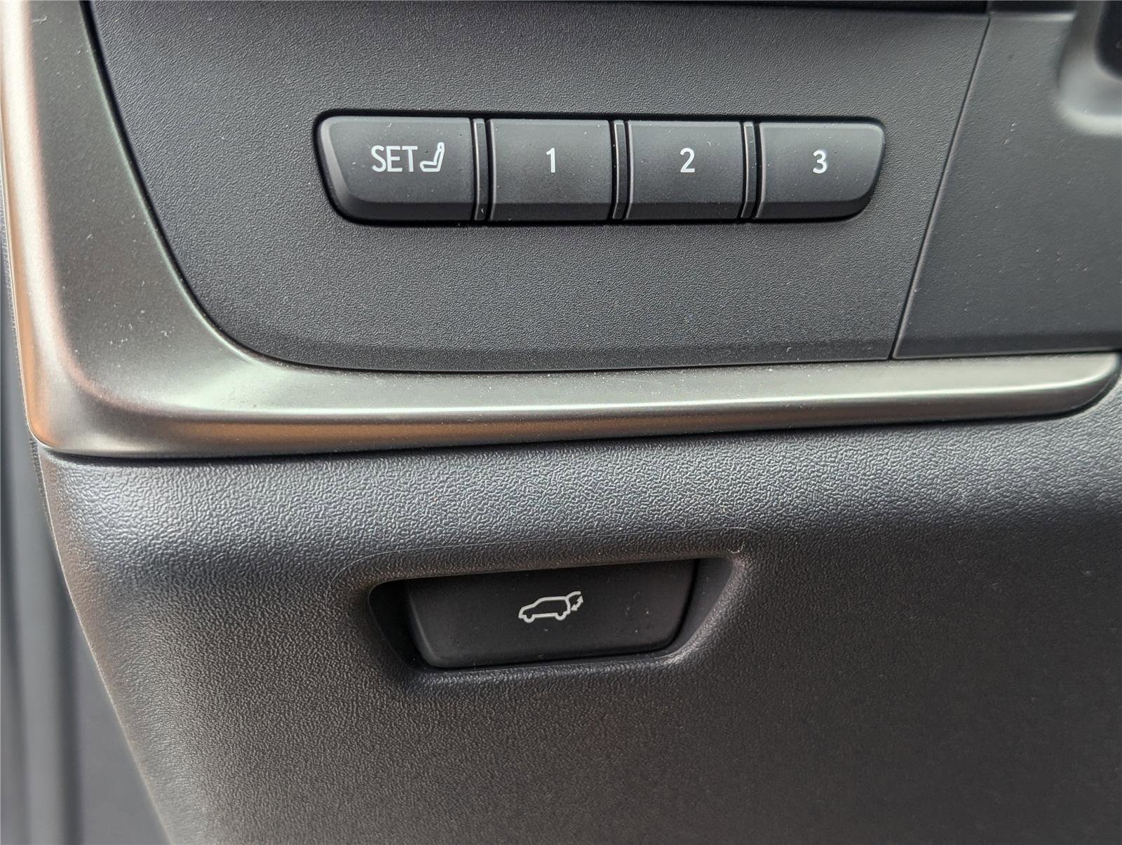 Certified 2023 Lexus RZ 450e Premium w/ Technology Package image 22