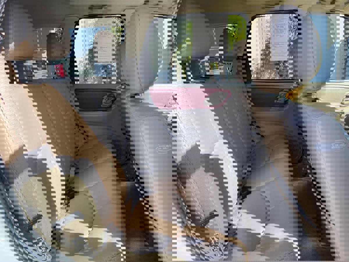 Used 2003 MAZDA Tribute ES image 25