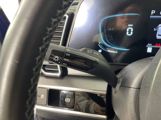 Certified 2023 Kia Sportage EX image 16