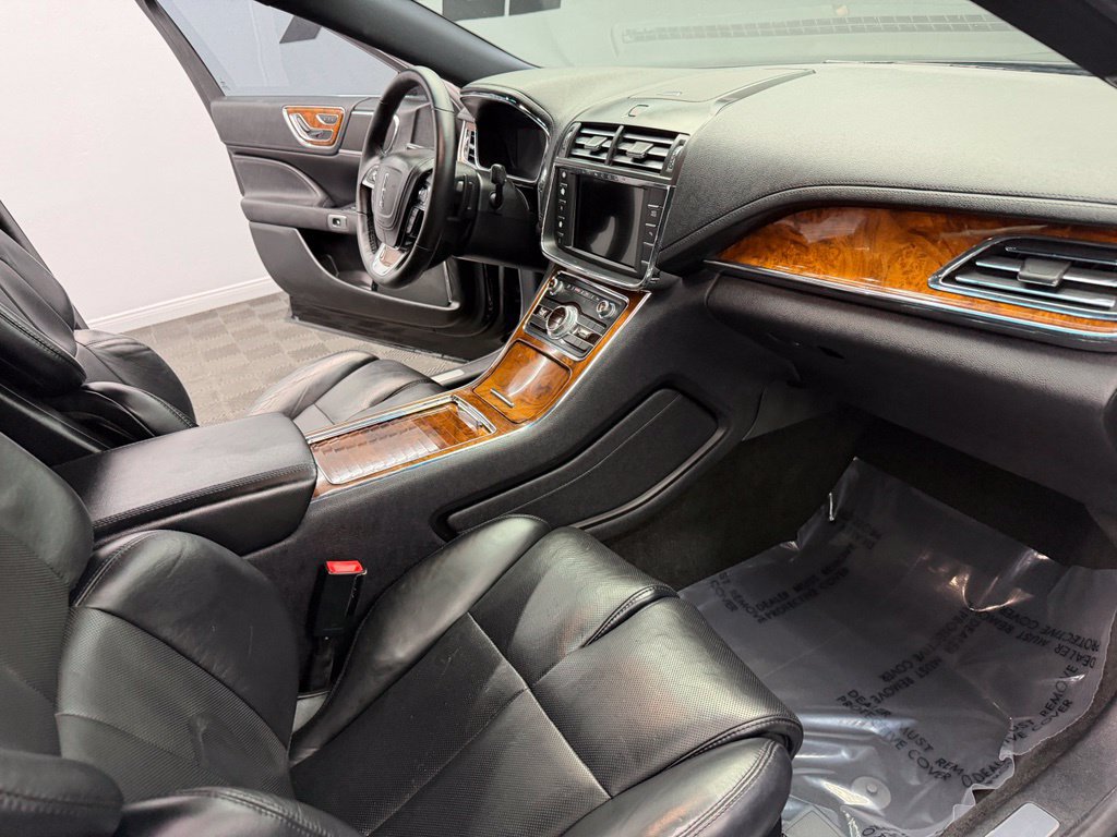 Used 2017 Lincoln Continental Select AWD/4WD image 52