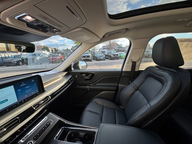 New 2026 Lincoln Aviator Reserve w/ Jet Appearance Package image 30