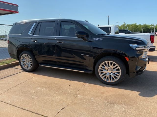 Used 2023 Chevrolet Tahoe High Country AWD/4WD image 2