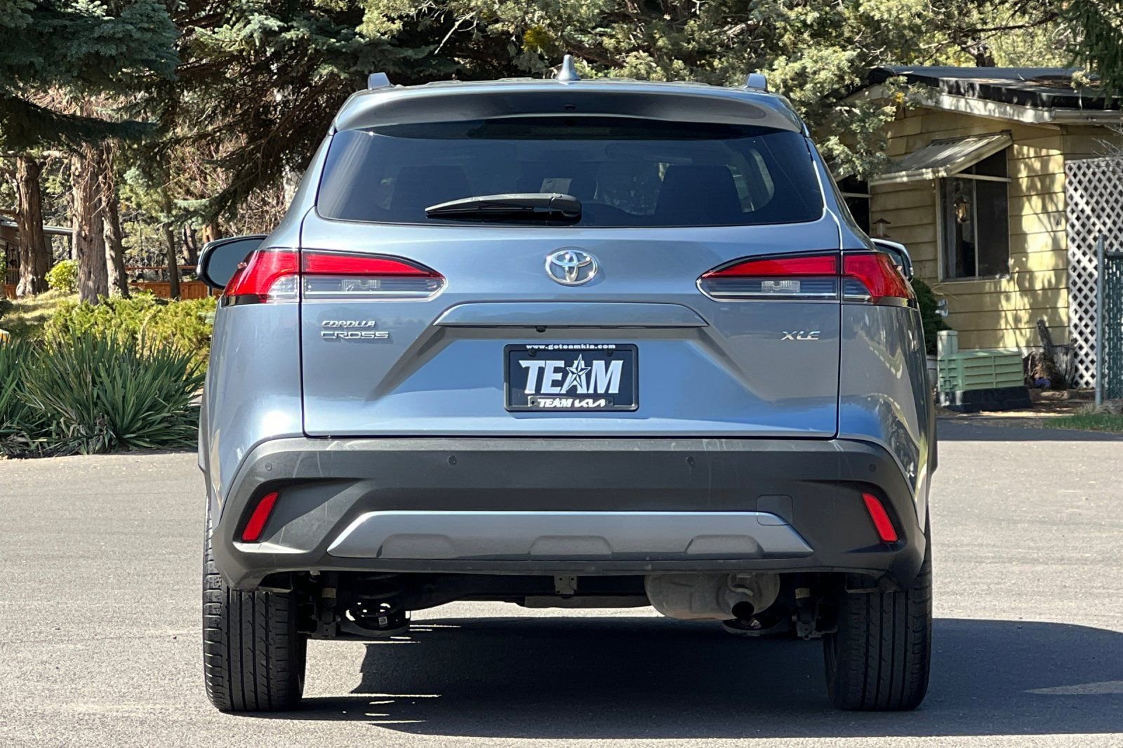 Used 2024 Toyota Corolla Cross XLE image 5