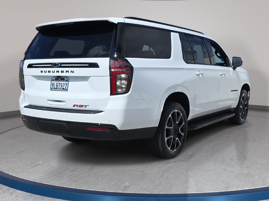 Used 2024 Chevrolet Suburban RST AWD/4WD image 6
