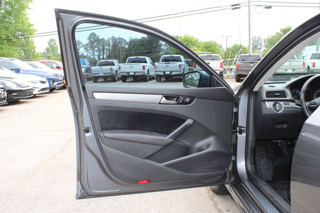 Used 2015 Volkswagen Passat 1.8T Limited Edition FWD image 12