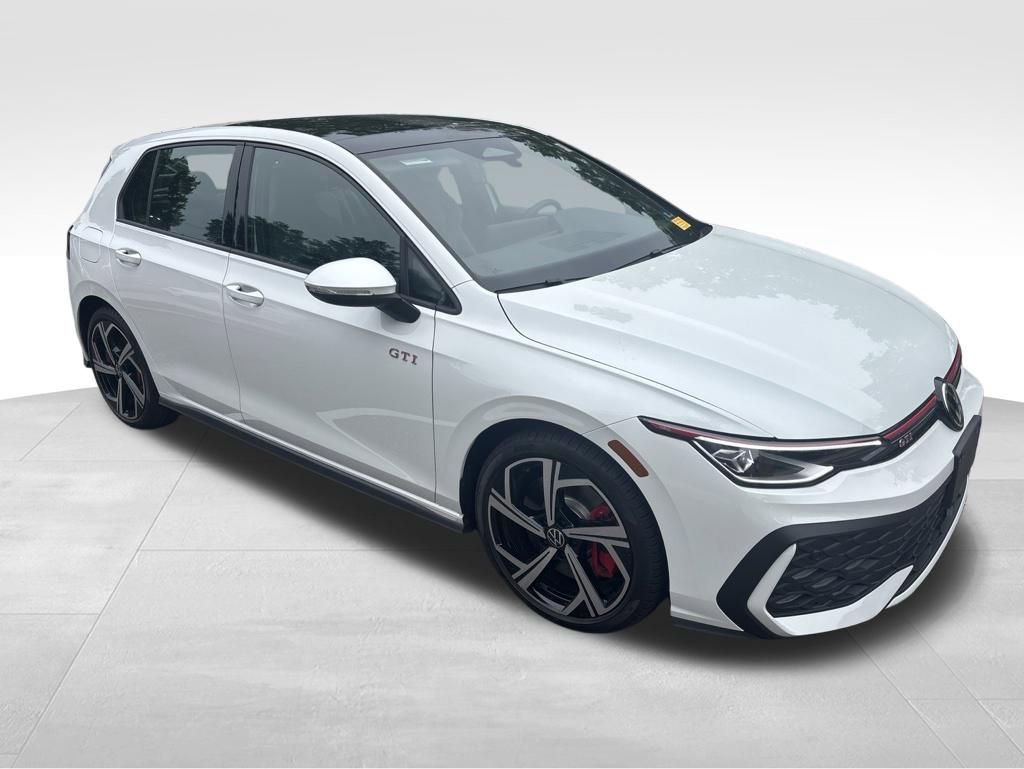 Used 2026 Volkswagen GTI SE FWD image 3