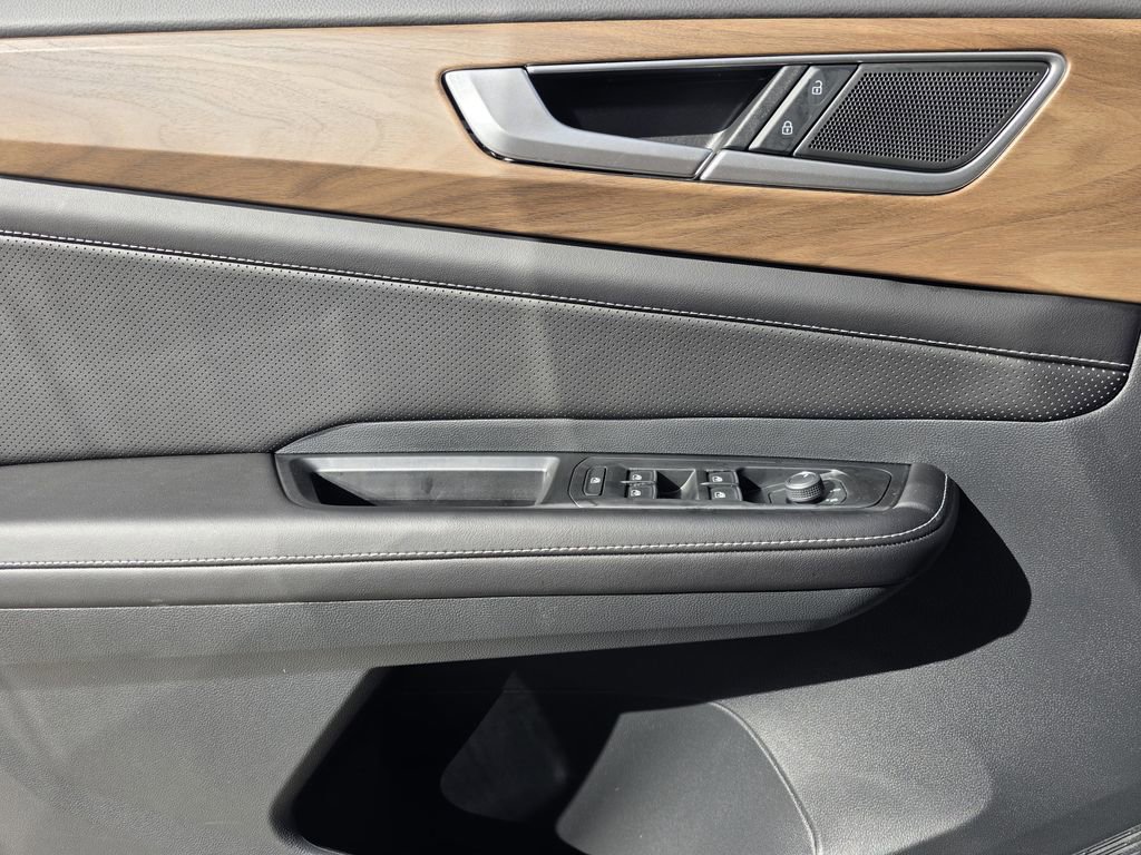 New 2026 Volkswagen Atlas SE image 15