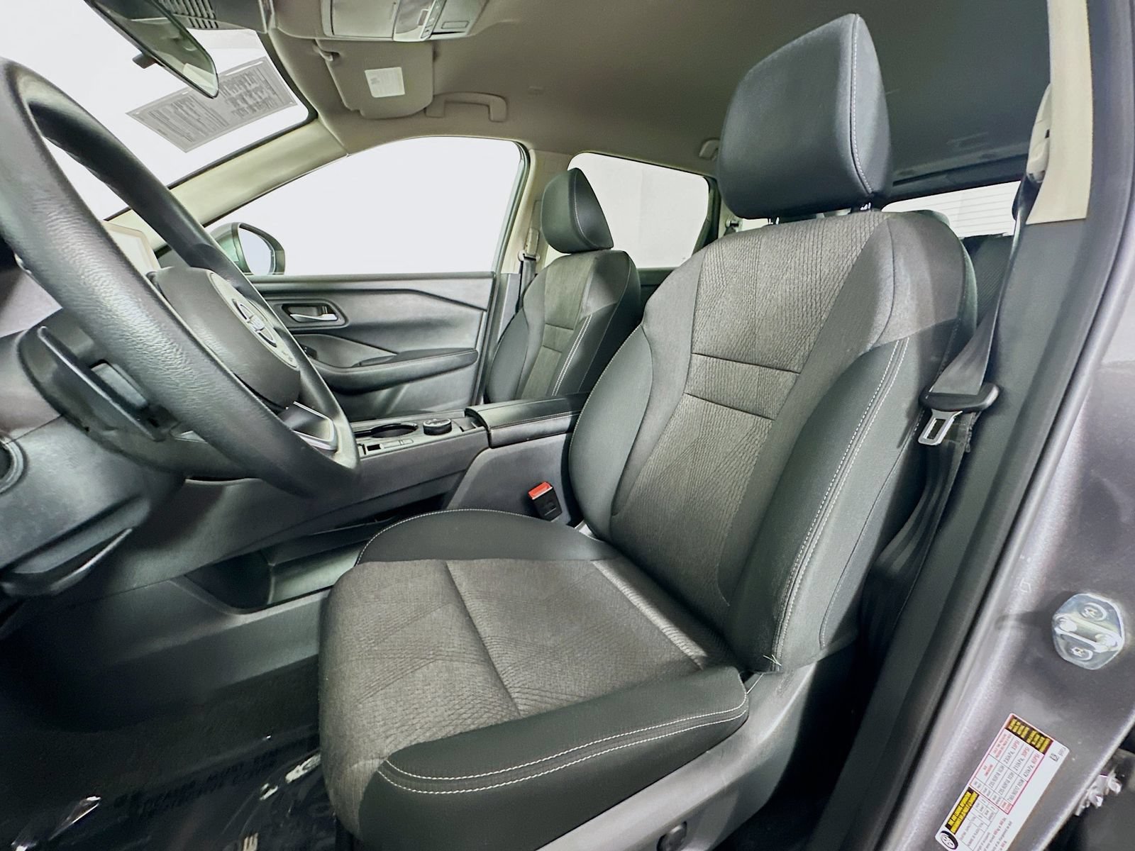 Used 2024 Nissan Rogue SV AWD/4WD image 20