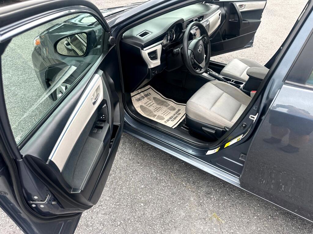 Used 2016 Toyota Corolla LE image 17