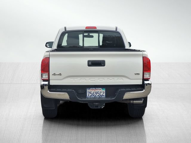 Used 2017 Toyota Tacoma SR5 w/ Tow Package AWD/4WD image 5