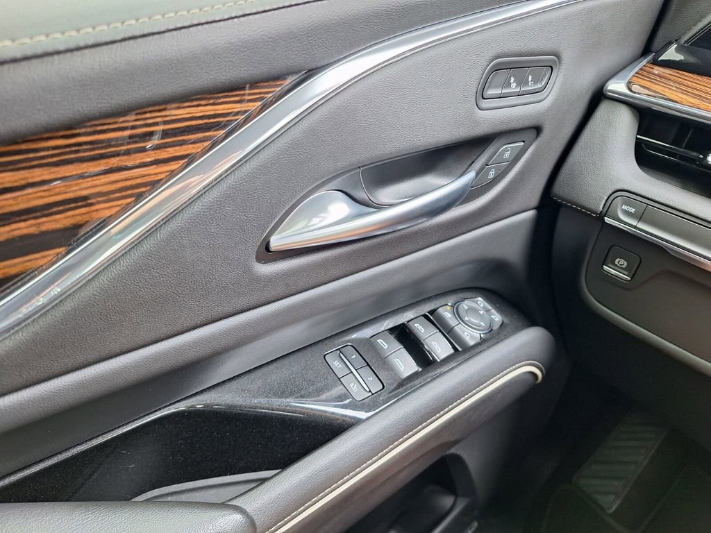 Used 2023 Cadillac Escalade ESV Luxury RWD image 18