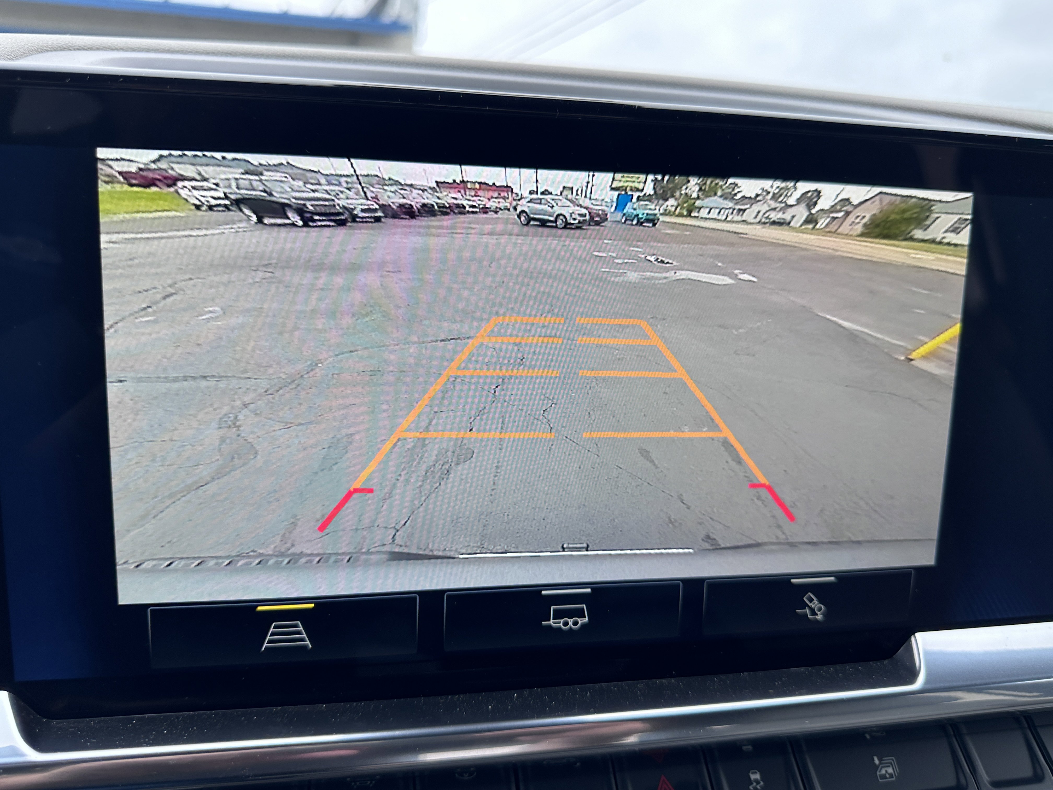 Used 2025 Chevrolet Silverado 1500 LT w/ Leather Package image 15