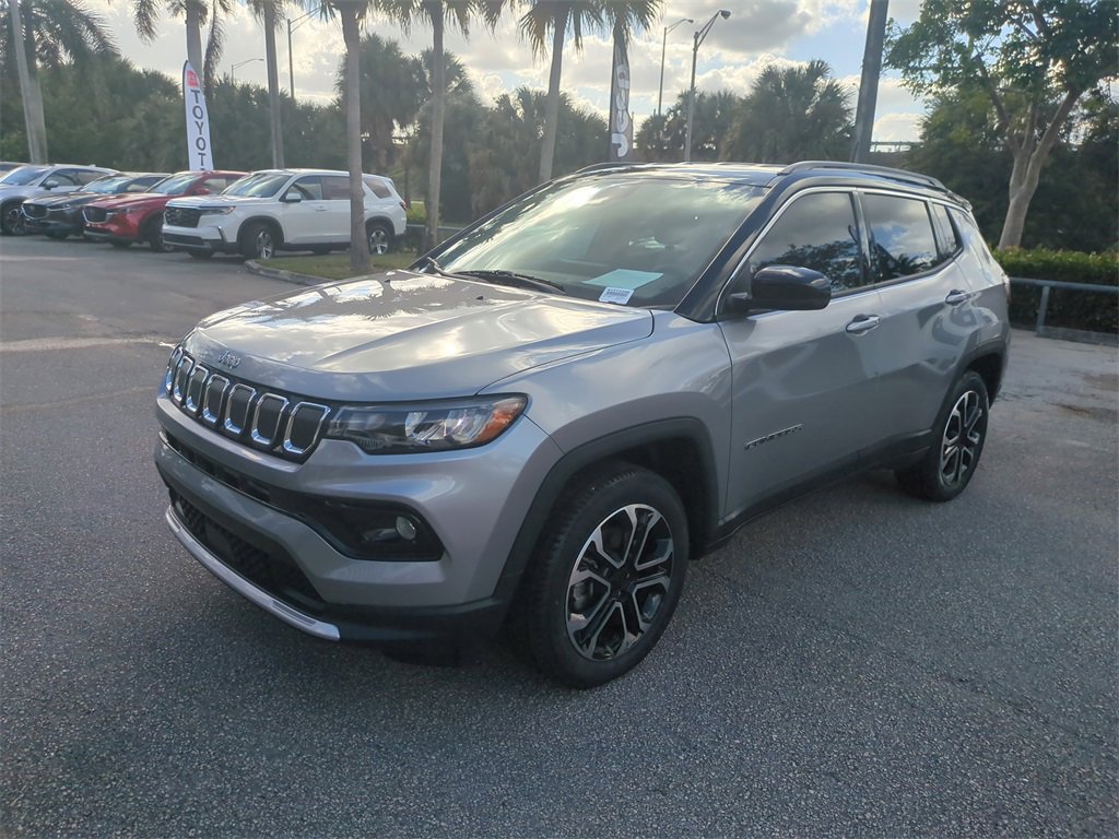 Certified 2022 Jeep Compass Limited image 9