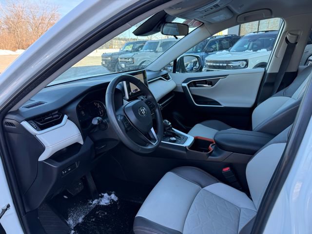 Used 2024 Toyota RAV4 Adventure AWD/4WD image 3