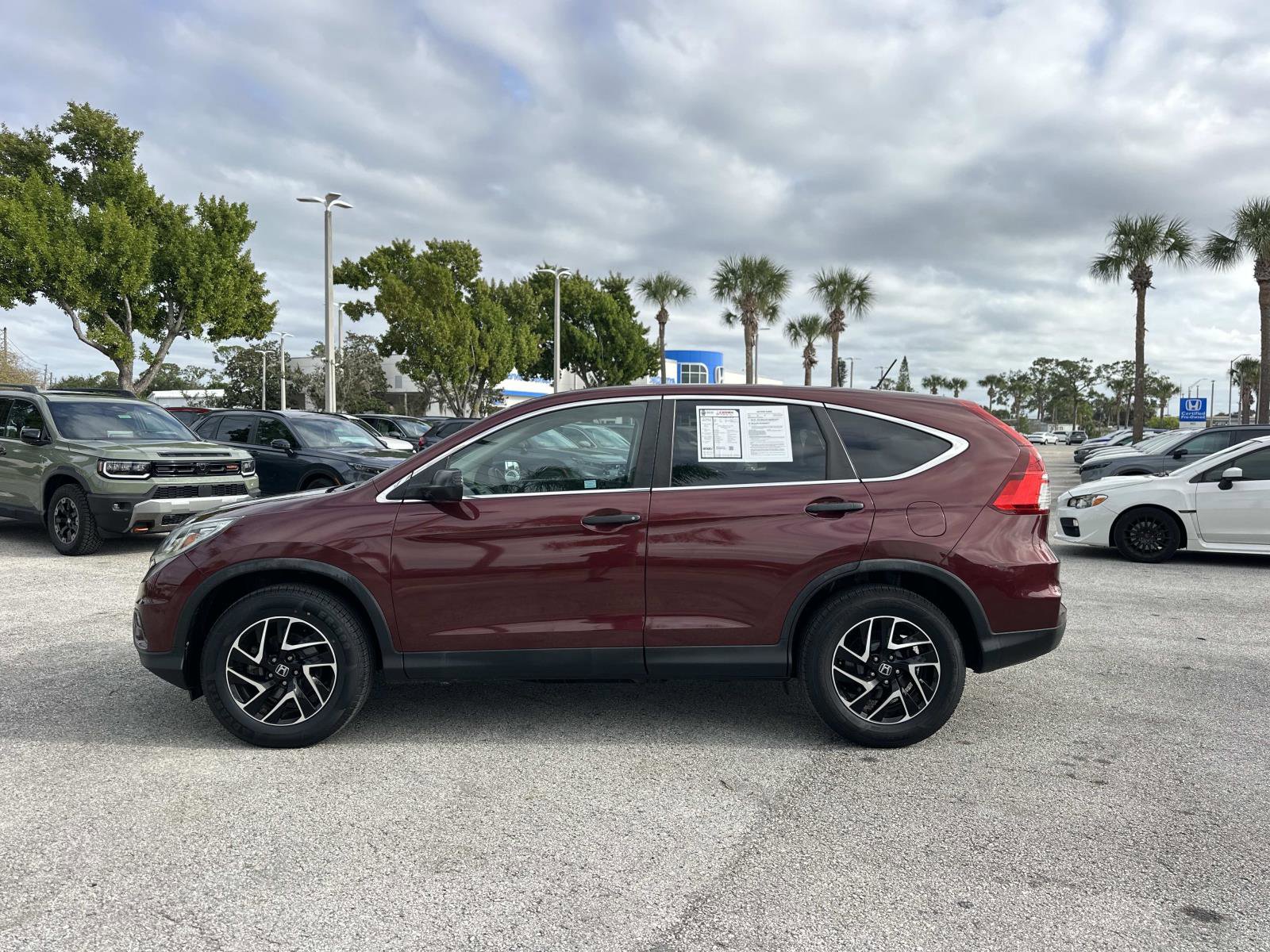 Used 2016 Honda CR-V SE image 2