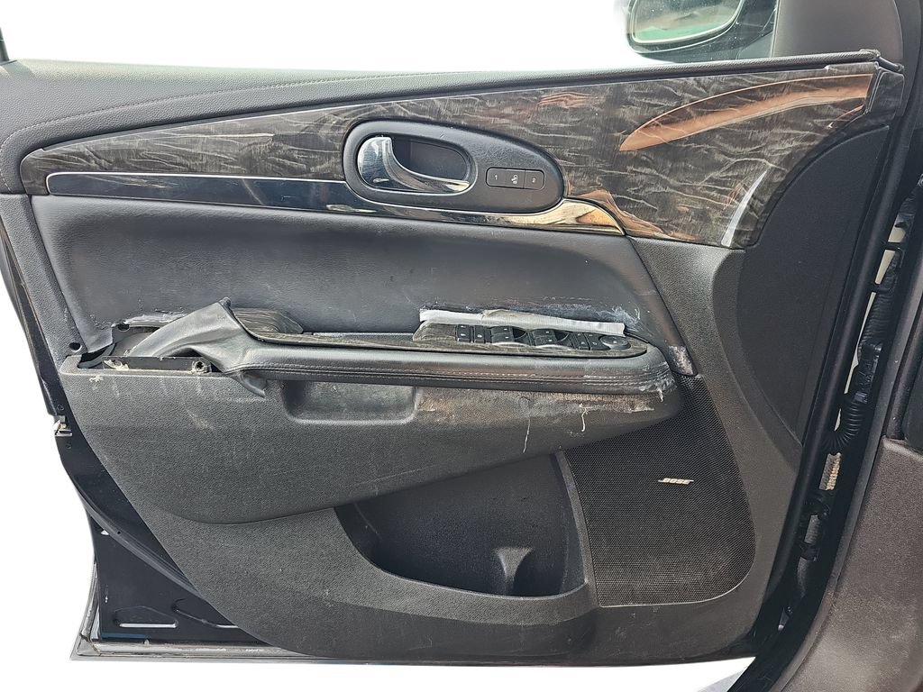Used 2014 Buick Enclave Premium FWD image 24