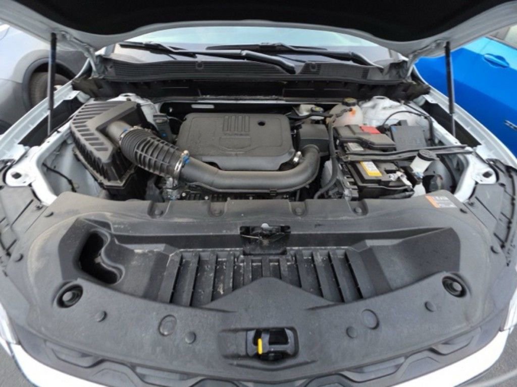 Used 2025 Chevrolet Blazer LT AWD/4WD image 18