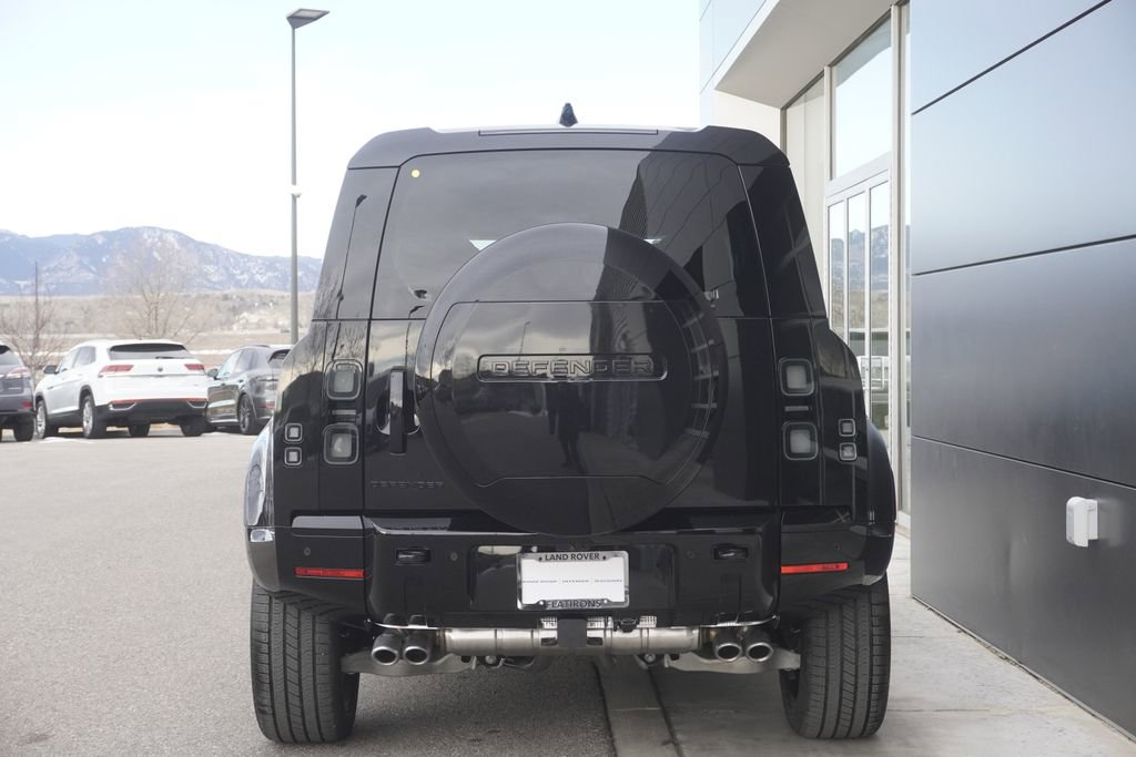 New 2026 Land Rover Defender 110 V8 image 6