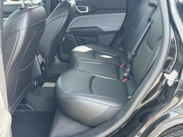 Used 2023 Jeep Compass Latitude image 15
