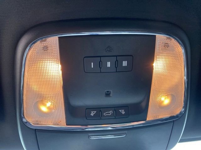 Used 2017 Jeep Grand Cherokee Altitude RWD image 25