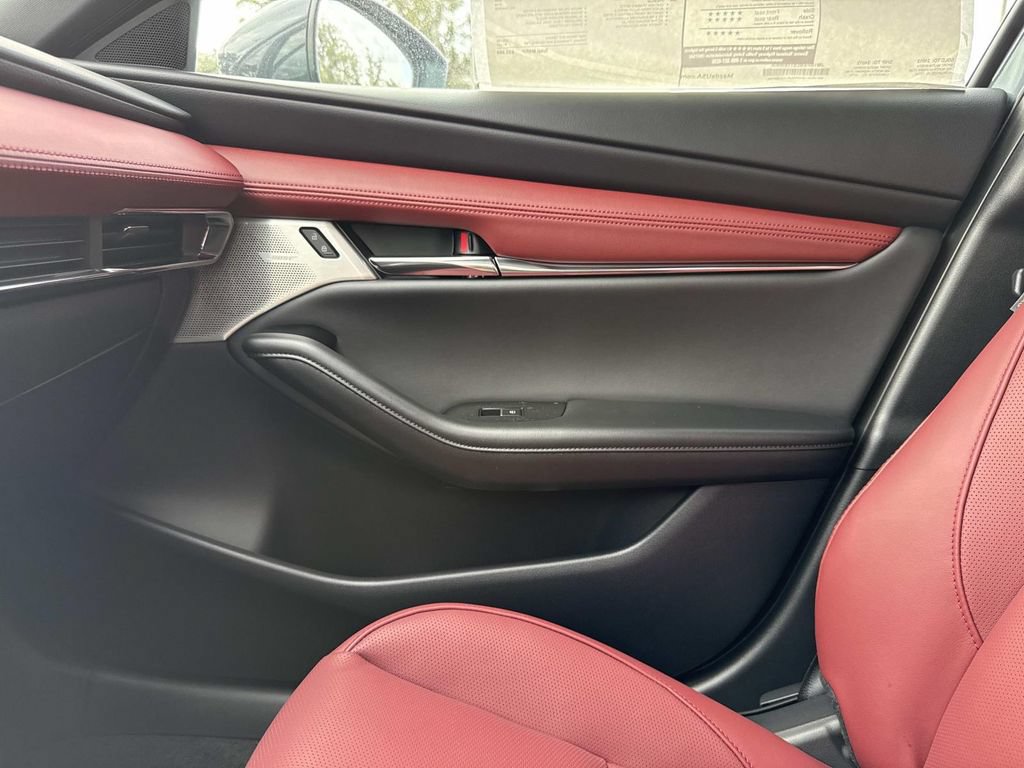 New 2026 MAZDA MAZDA3 2.5 S Hatchback w/ Premium Pkg FWD image 26