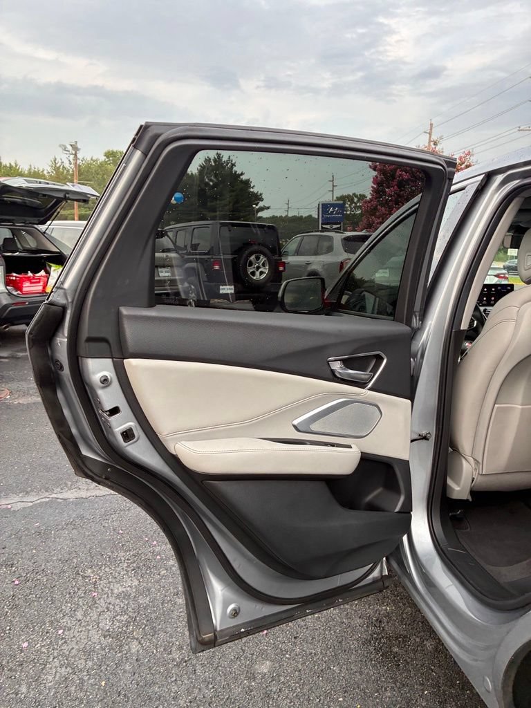 Used 2023 Acura RDX w/ Technology Package AWD/4WD image 26