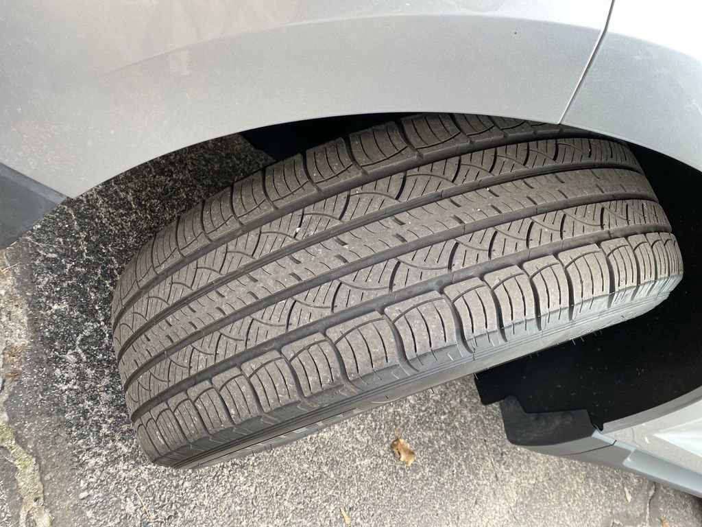 Certified 2024 Ford Edge SEL image 43