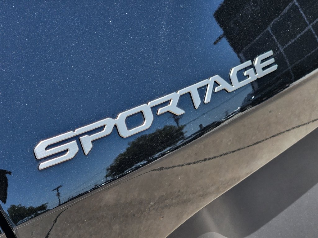 New 2026 Kia Sportage EX FWD image 7