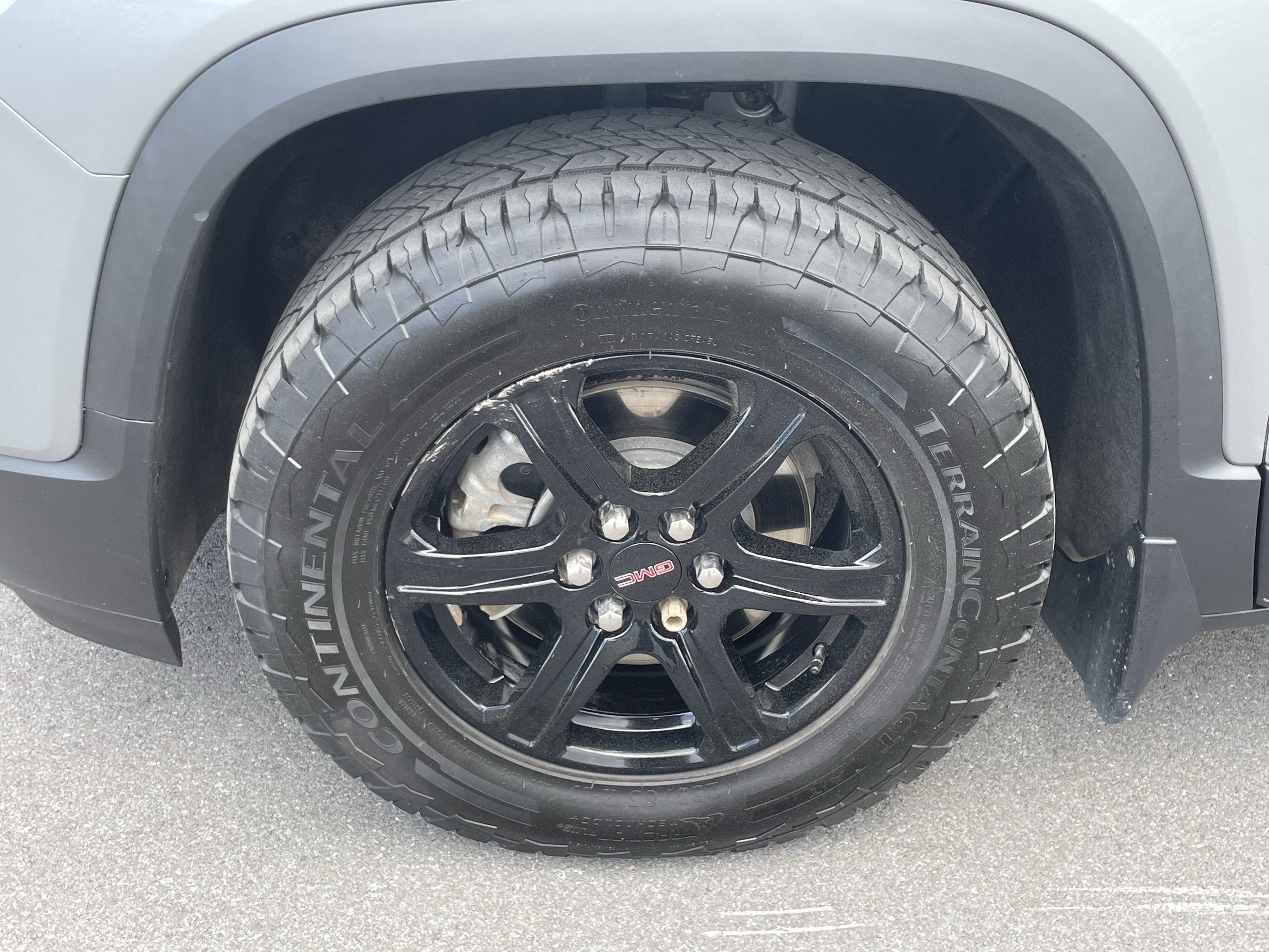 Used 2023 GMC Acadia AT4 w/ Technology Package AWD/4WD image 11