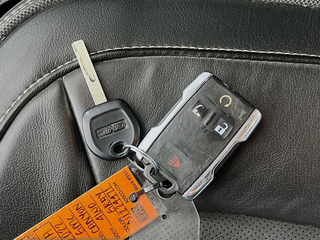 Used 2022 GMC Canyon Denali image 28