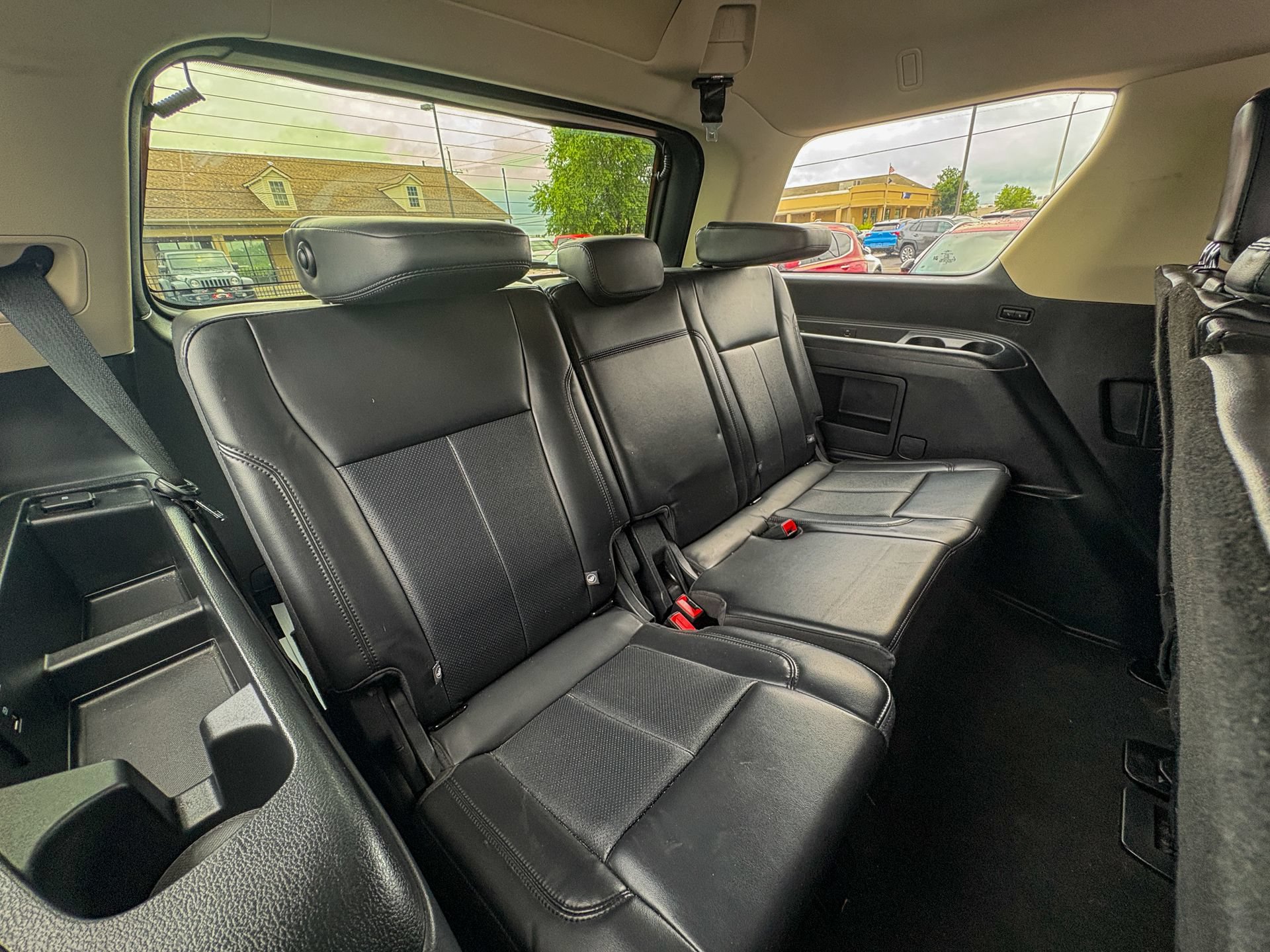 Used 2024 Ford Expedition XLT AWD/4WD image 28
