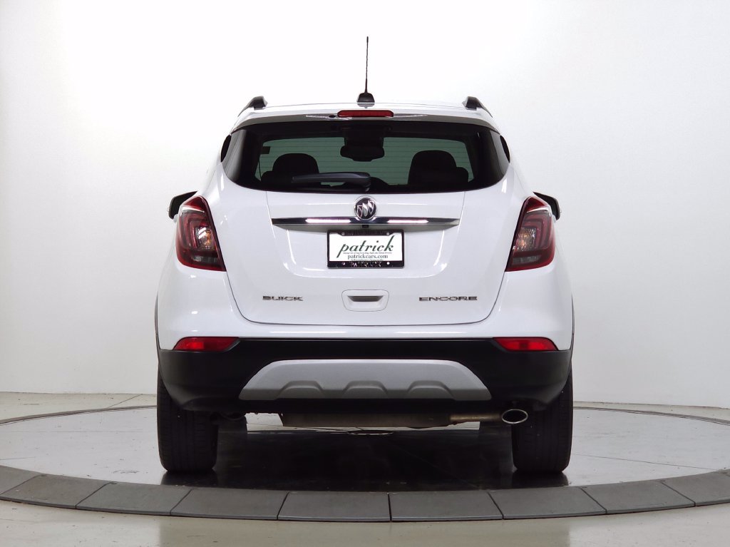 Used 2017 Buick Encore Essence w/ Experience Buick Package FWD image 6