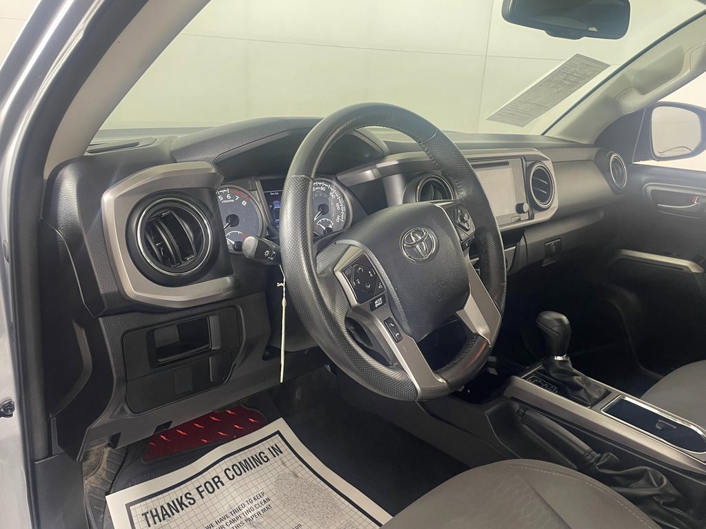 Used 2017 Toyota Tacoma SR5 image 13