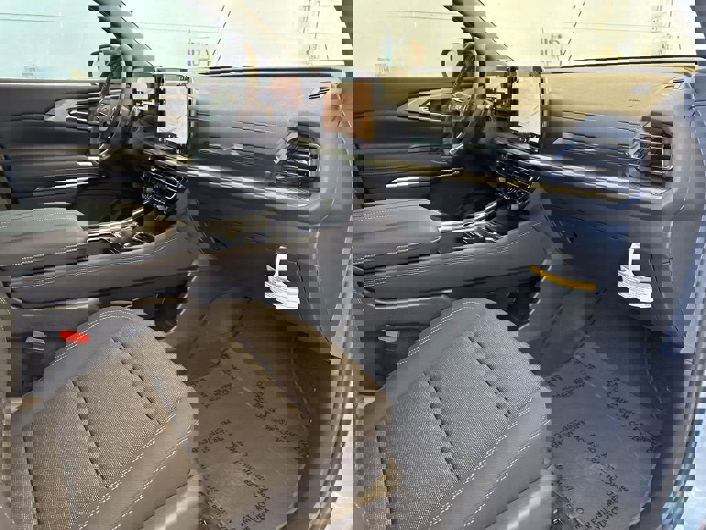 New 2026 Chevrolet Traverse LT image 39