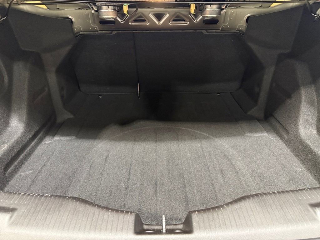 Used 2017 Chevrolet Cruze Premier FWD image 5