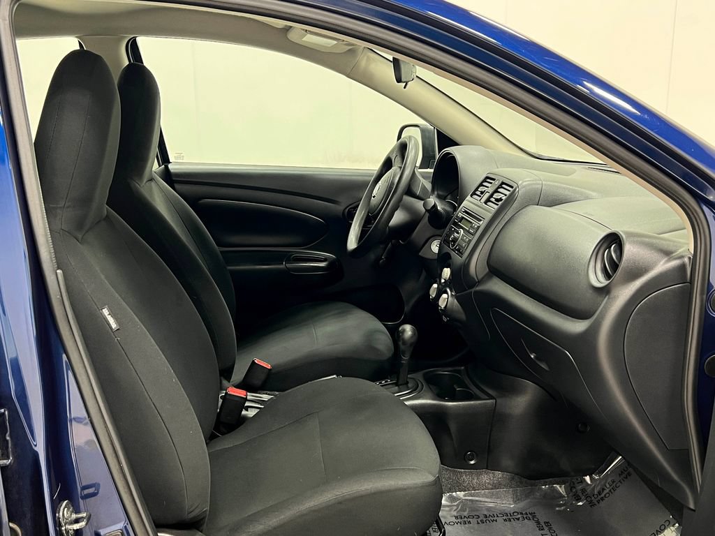 Used 2014 Nissan Versa S FWD image 30