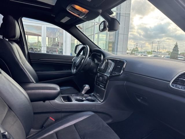 Used 2020 Jeep Grand Cherokee Altitude AWD/4WD image 26