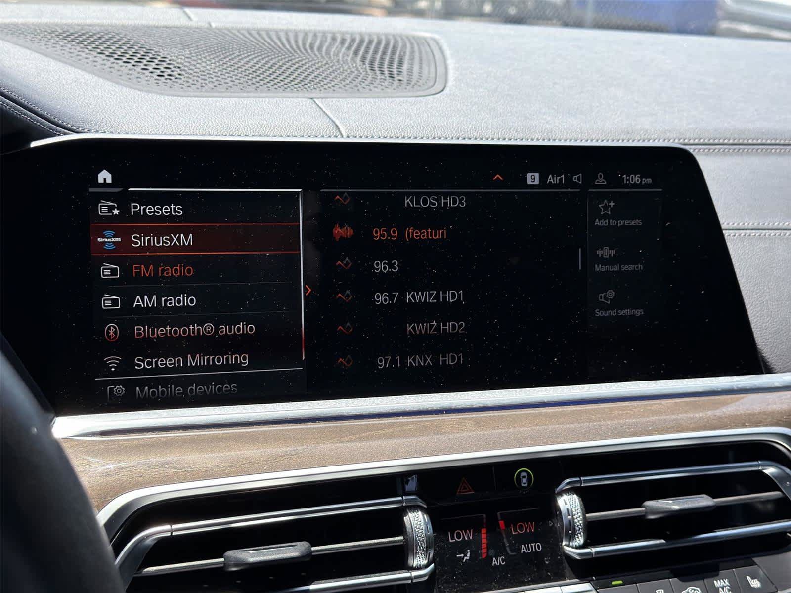 Used 2022 BMW X5 sDrive40i RWD image 17