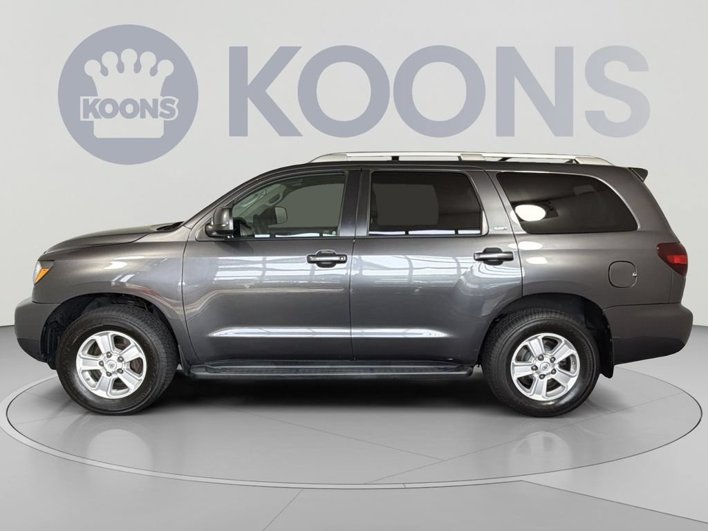 Used 2019 Toyota Sequoia SR5 AWD/4WD image 2