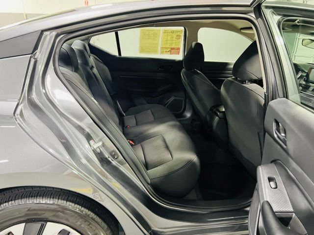 Used 2025 Nissan Altima 2.5 S FWD image 25