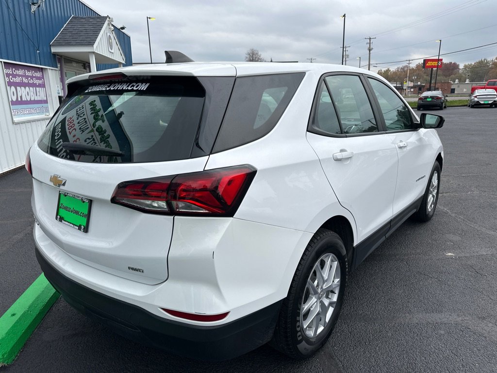 Used 2023 Chevrolet Equinox LS image 8